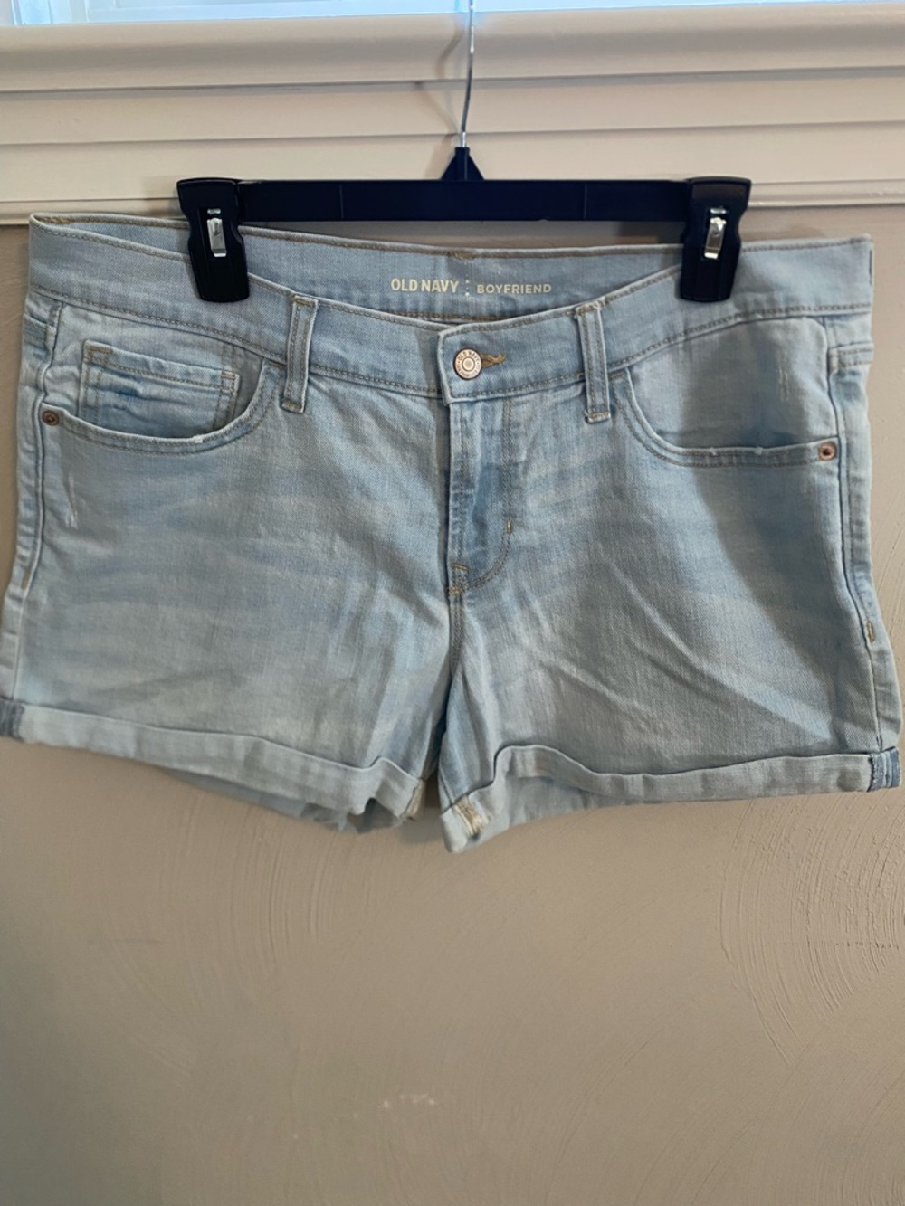 Old Navy Light Wash Boyfriend Denim Shorts Size 12